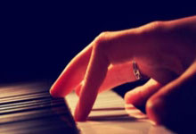 熱刺趕緊接受米蘭開出的埃默森協議.